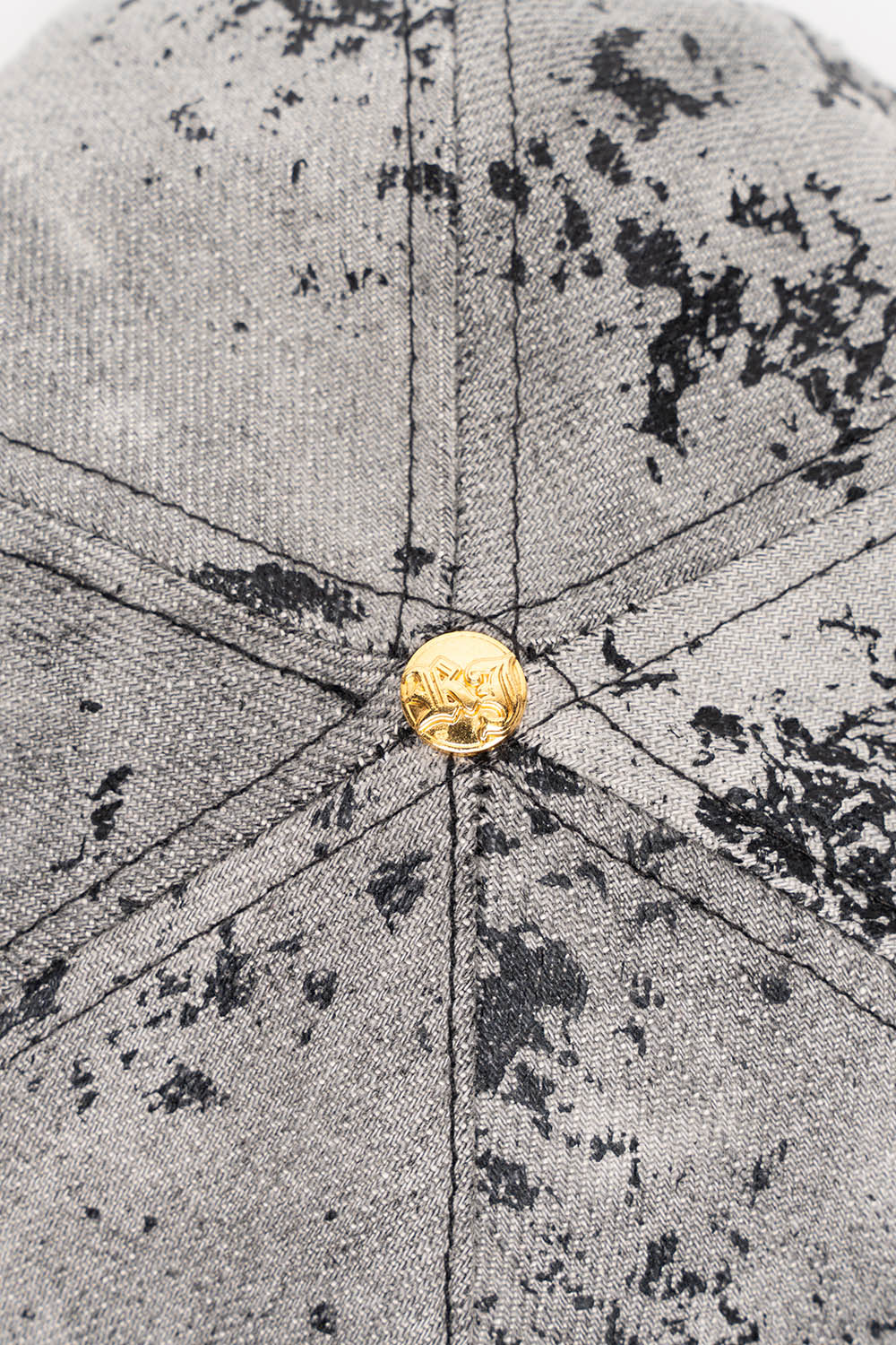 ROBIN’S GOLD PLATED CAP IN PALE RITUAL - Image 4