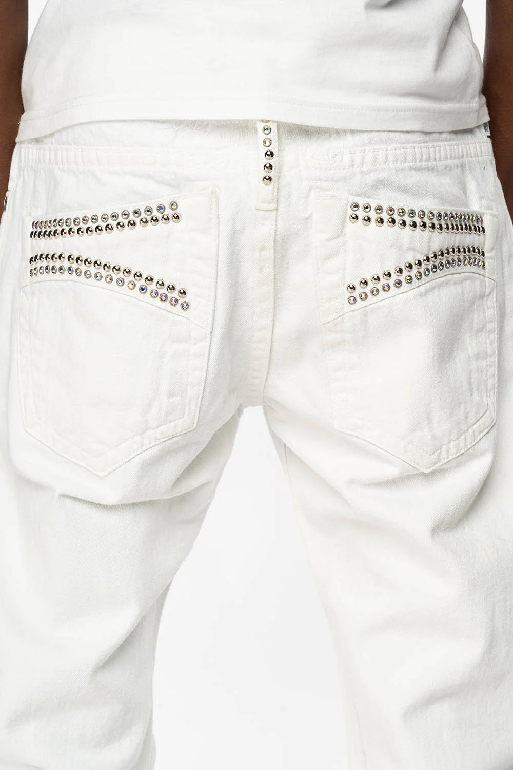MENS CLASSIC 5 POCKET STRAIGHT LEG JEANS IN WHITE WITH STUDS AND CRYSTALS - Image 4