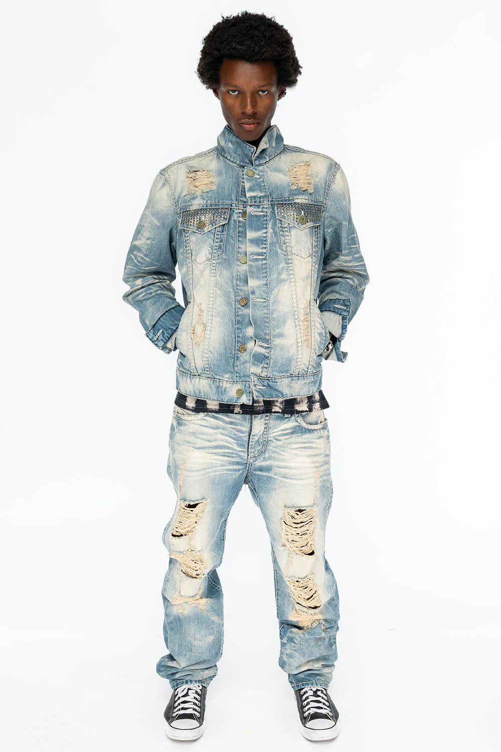 VINTAGE INDIGO DISTRESSED ,RIPPED JEAN WITH WHITE CONTRAST STICH IN OMAHA BROKEN WASH WITH CRYSTALS - Image 6