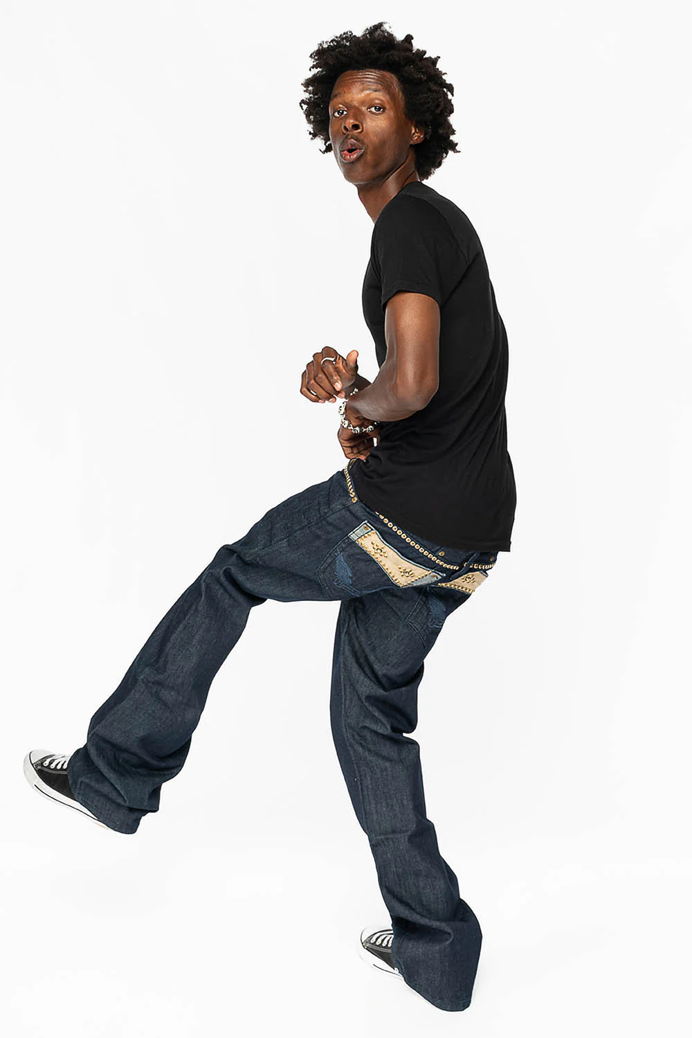 WESTERN BOOT CUT JEAN WITH ULTRA SUEDE POCKET  EMBELLISHED WITH CRYSTALS AND STUDS IN RINSE WASH - Image 5